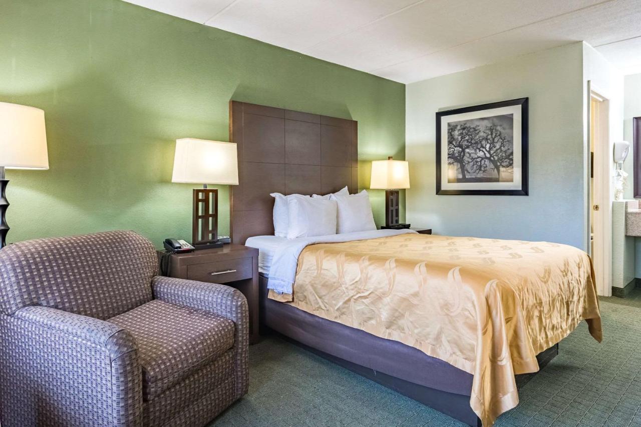 Quality Inn Columbus Near Fort Benning Exteriér fotografie